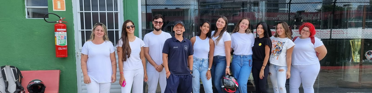 Alunos de Fisioterapia visitam Departamento Médico da Portuguesa Santista